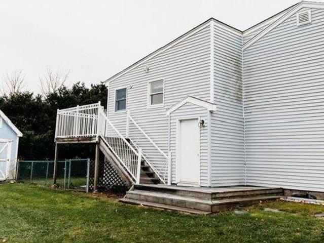 house with 3 bedroom, Middletown RI ES105610313