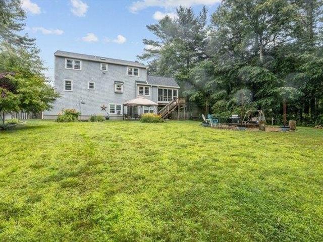 house with 3 bedroom, Middleboro MA ES105631311