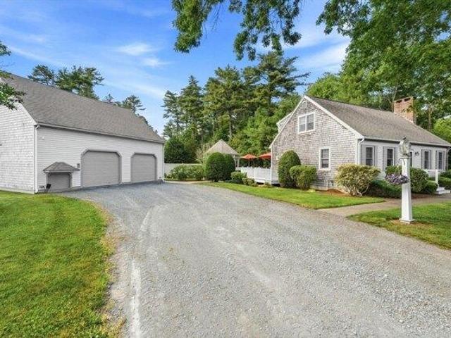 house with 3 bedroom, Middleboro MA ES103443741