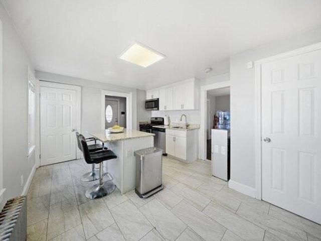 house with 3 bedroom, Milford MA ES105561139