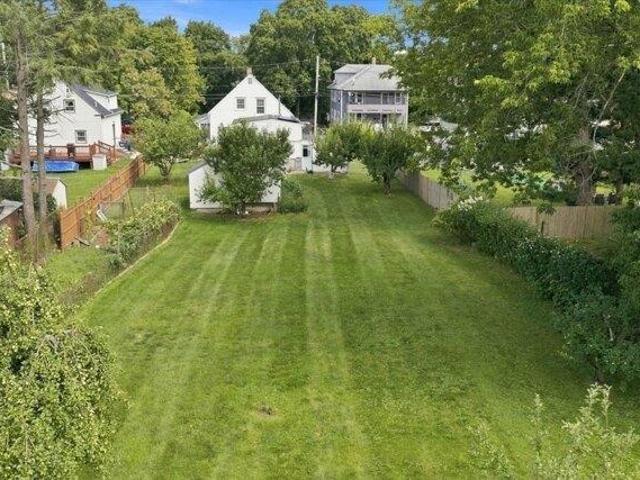 house with 3 bedroom, Milford MA ES105574456
