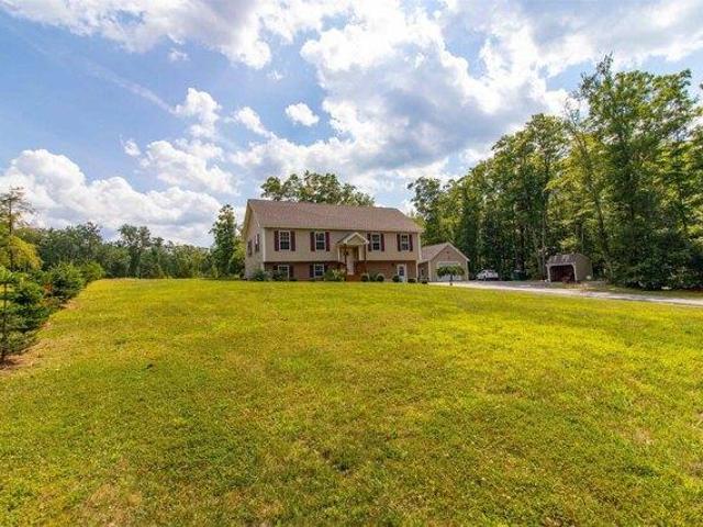 house with 3 bedroom, Milford NH DS104299572