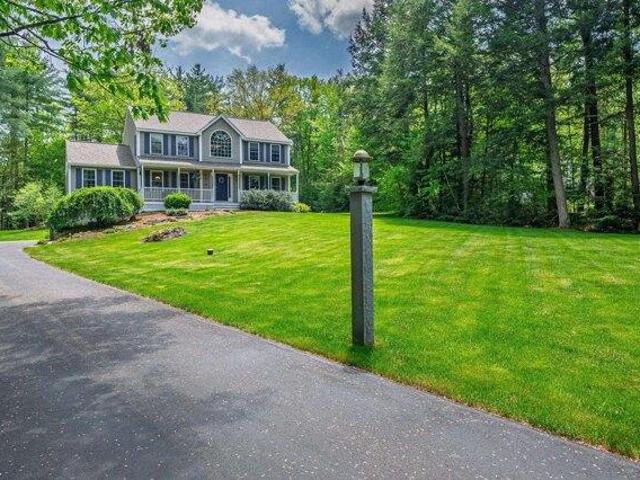 house with 3 bedroom, Milford NH ES104409340