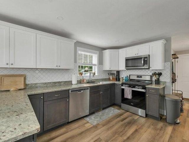 house with 3 bedroom, Milford NH ES104568707