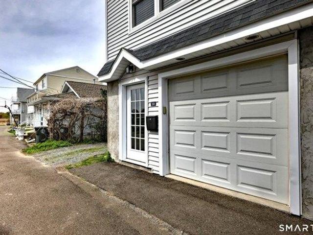 house with 3 bedroom, Milford CT ES105416162