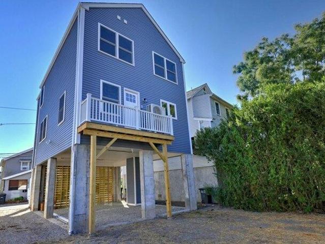house with 3 bedroom, Milford CT ES105424729