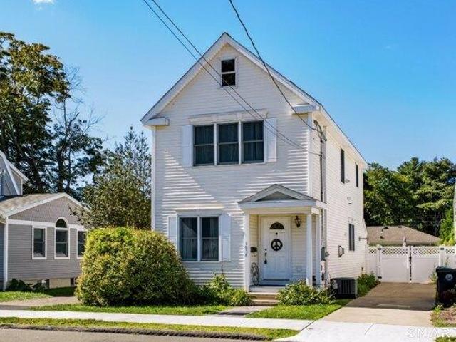 house with 3 bedroom, Milford CT ES105426960