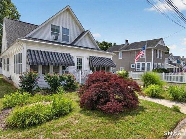 house with 3 bedroom, Milford CT ES105493548
