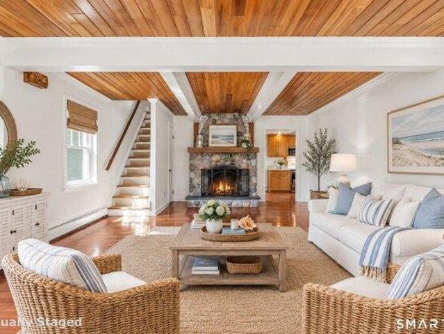 house with 3 bedroom, Milford CT ES105559073