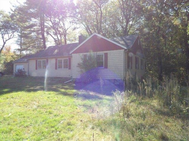 house with 3 bedroom, Millbury MA ES104514357