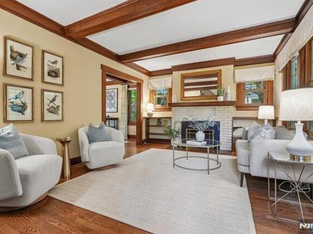 house with 3 bedroom, Montclair NJ ES105557782