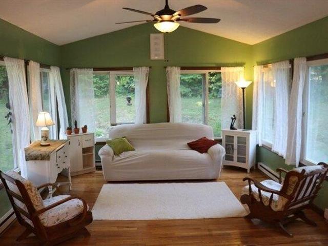 house with 3 bedroom, Montague MA ES105418147