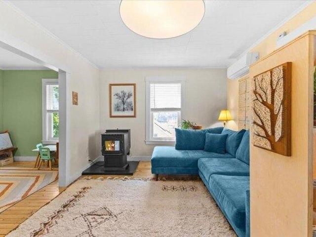 house with 3 bedroom, Montpelier VT ES105533014
