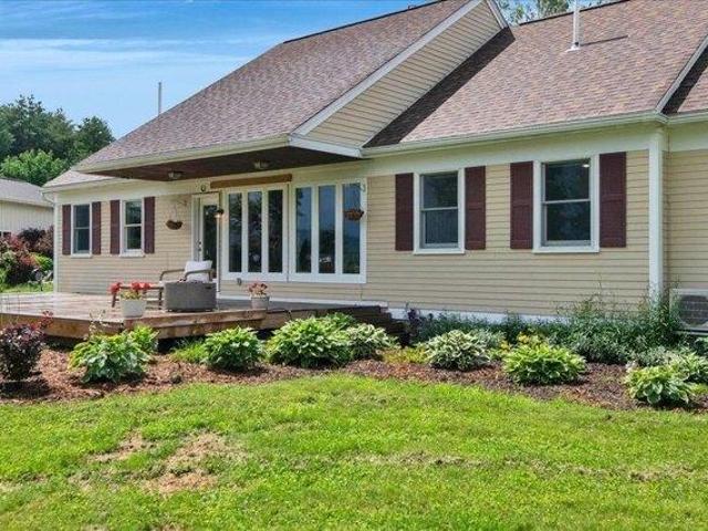 house with 3 bedroom, Monkton VT ES105208193