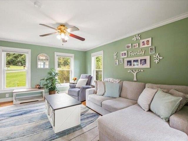 house with 3 bedroom, Monkton VT ES105612165