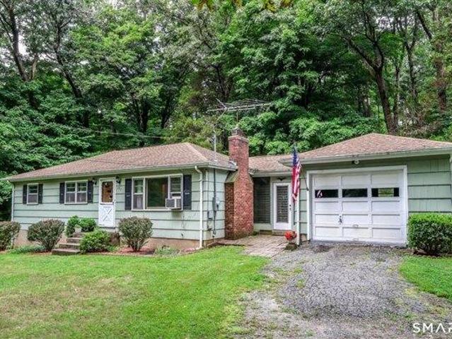 house with 3 bedroom, Monroe CT ES105557392