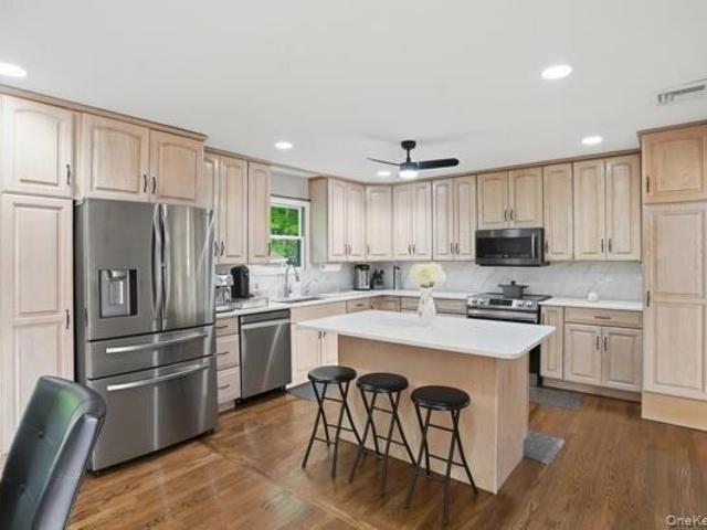 house with 3 bedroom, Monroe NY ES105202933