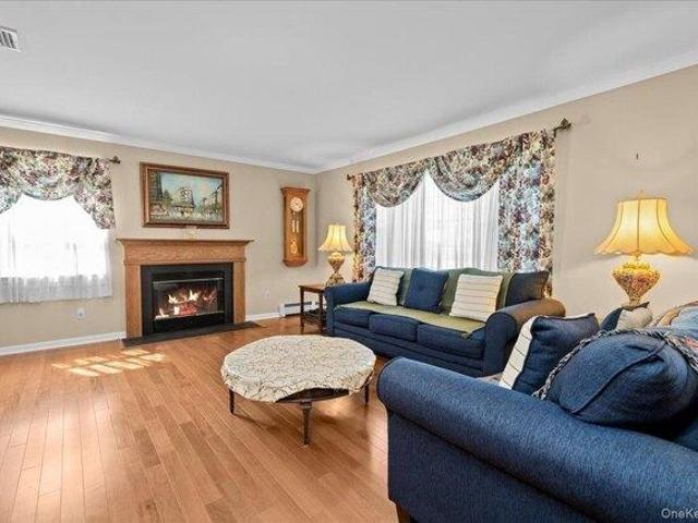 house with 3 bedroom, Monroe NY ES105293622