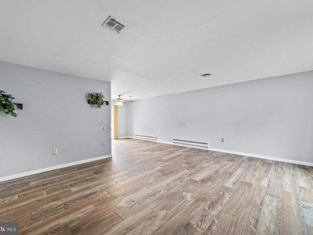 house with 3 bedroom, Monroe Township NJ ES105276666