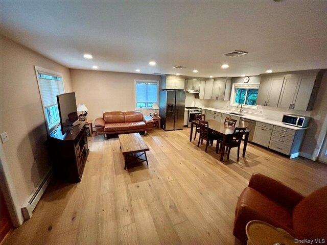 house with 3 bedroom, Mohegan Lake NY ES105292360