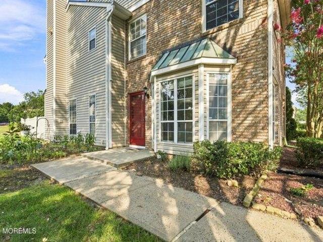 house with 3 bedroom, Morganville NJ ES105316536