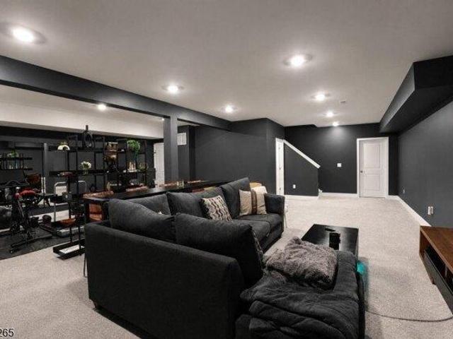 house with 3 bedroom, Morris Plains NJ ES105255707