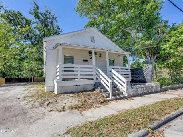 house with 3 bedroom, NC NC ES102553556