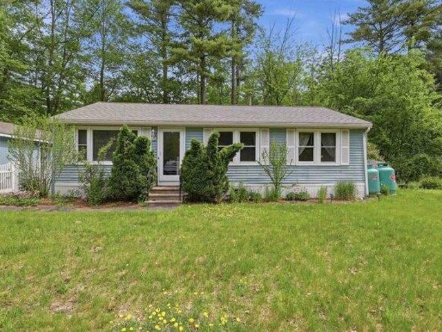 house with 3 bedroom, Nashua NH DS104441314