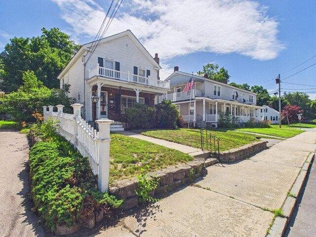 house with 3 bedroom, Nashua NH DS104008803