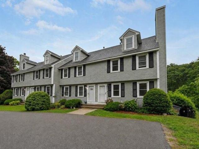 house with 3 bedroom, Nashua NH ES104539642