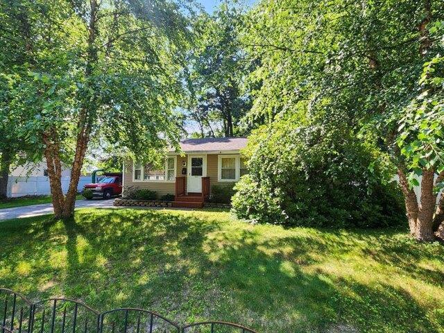 house with 3 bedroom, Nashua NH ES105477972