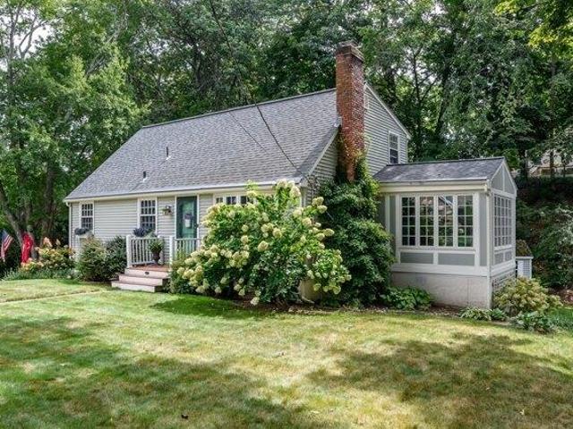 house with 3 bedroom, Natick MA ES105477971