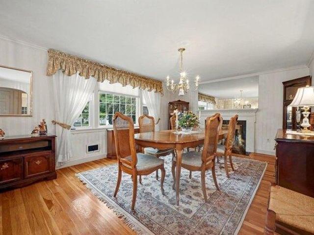 house with 3 bedroom, Natick MA ES105561605