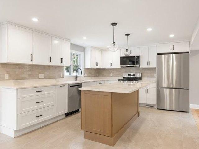 house with 3 bedroom, Natick MA ES105341114