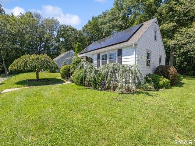 house with 3 bedroom, Naugatuck CT ES105550886