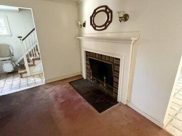 house with 3 bedroom, Needham MA ES105590981