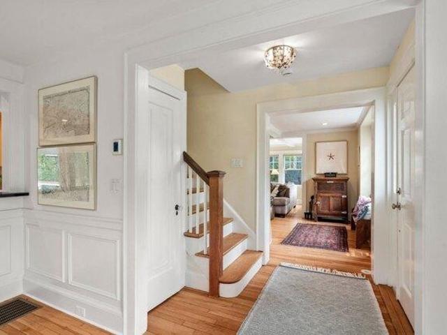 house with 3 bedroom, Newton MA ES105560819