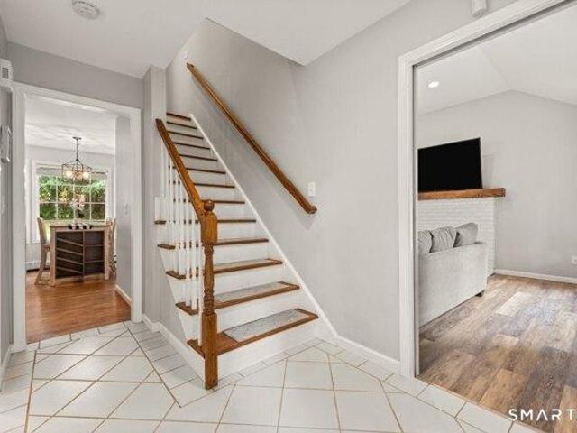 house with 3 bedroom, Newtown CT ES105561033
