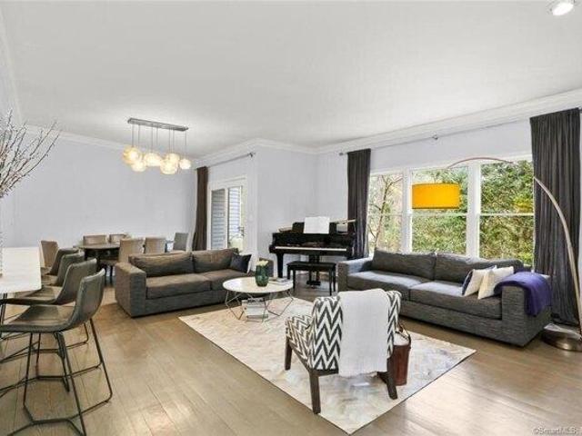 house with 3 bedroom, New Canaan CT ES105578565