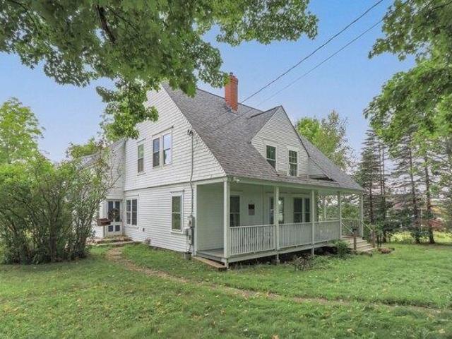 house with 3 bedroom, New Boston NH ES105723386