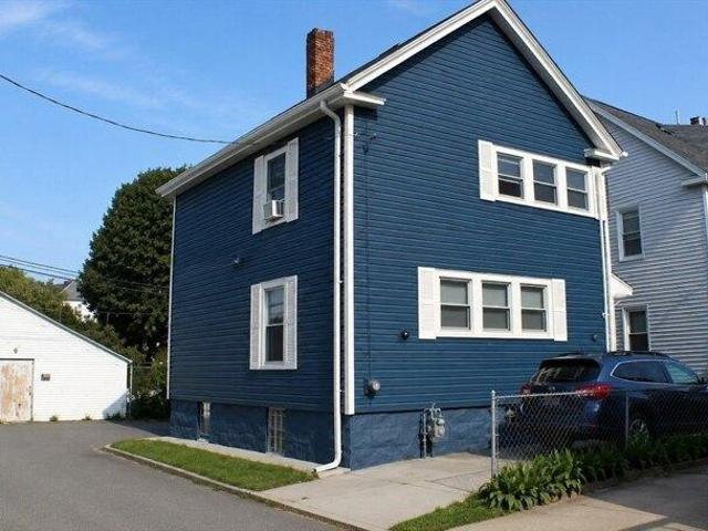 house with 3 bedroom, New Bedford MA ES104905573