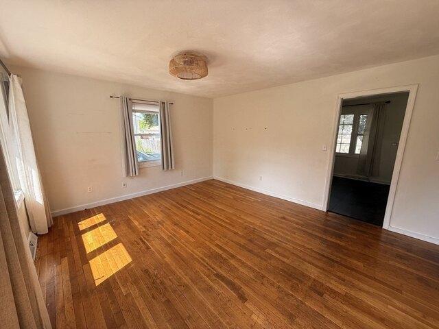 house with 3 bedroom, New Bedford MA ES105692353