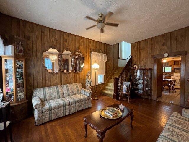house with 3 bedroom, New Bedford MA ES105697033