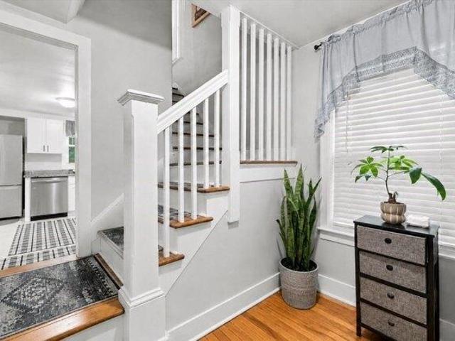 house with 3 bedroom, New Bedford MA ES105713471