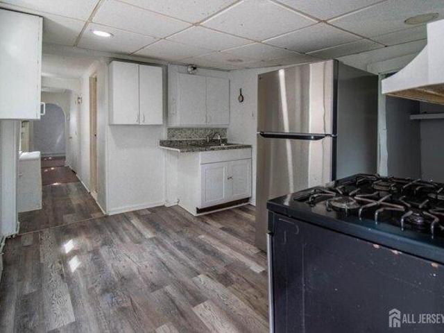 house with 3 bedroom, New Brunswick NJ ES105286953