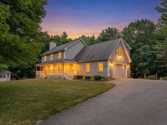 house with 3 bedroom, New Gloucester ME ES105726257