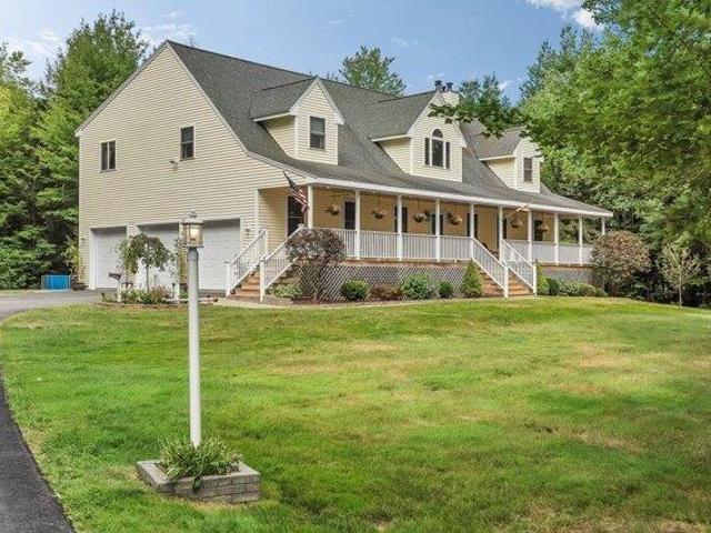 house with 3 bedroom, New Gloucester ME ES105871215