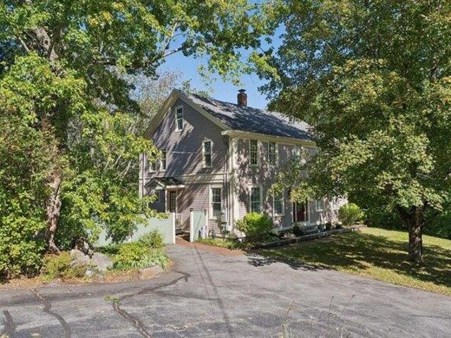 house with 3 bedroom, New Gloucester ME ES105872911