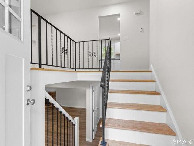 house with 3 bedroom, New Fairfield CT ES104540940