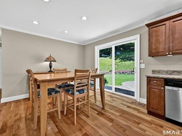 house with 3 bedroom, New Fairfield CT ES105441808